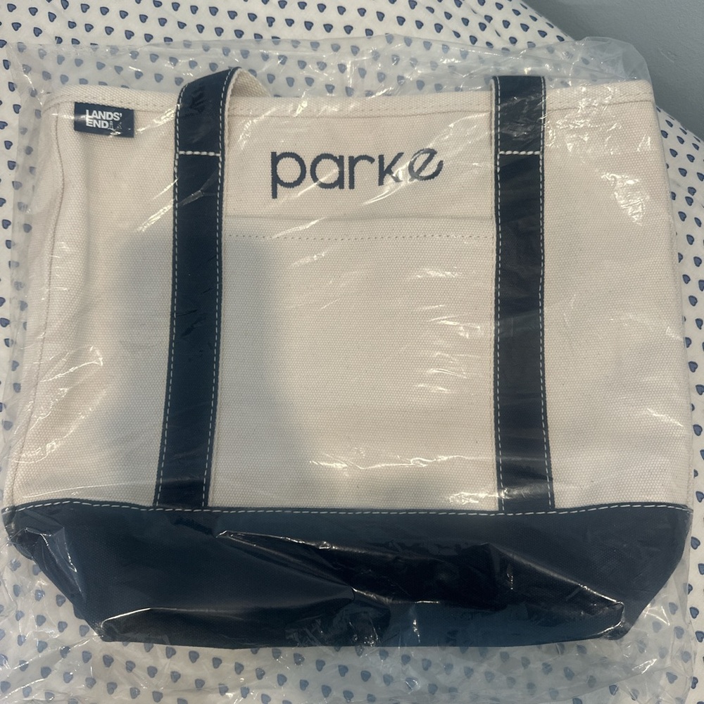 Parke Lands' End Canvas Tote Bag in Navy and White